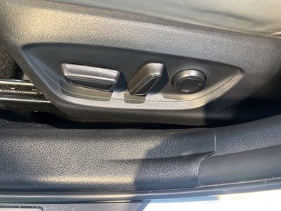 2019 Toyota Avalon XLE