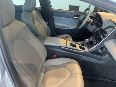 2019 Toyota Avalon XLE