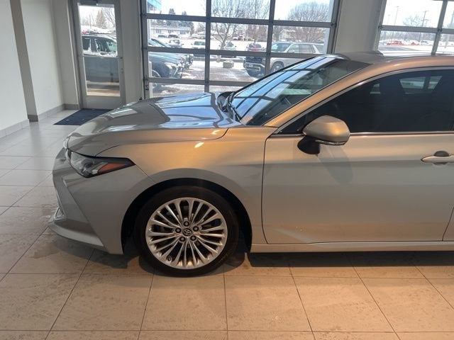 2019 Toyota Avalon XLE