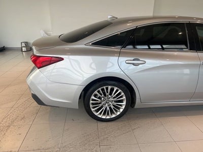 2019 Toyota Avalon XLE