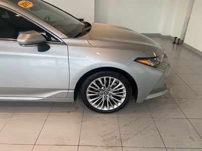 2019 Toyota Avalon XLE