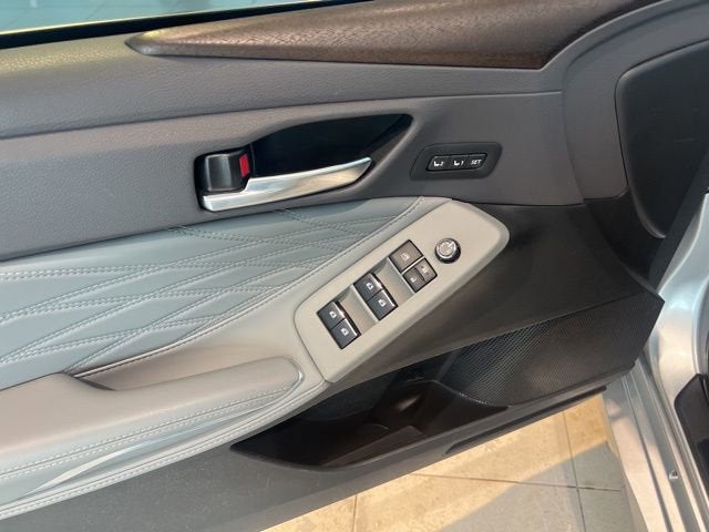 2019 Toyota Avalon XLE