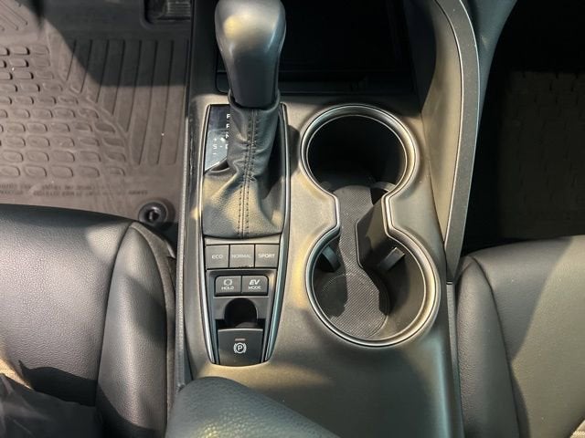 2023 Toyota Camry Hybrid SE