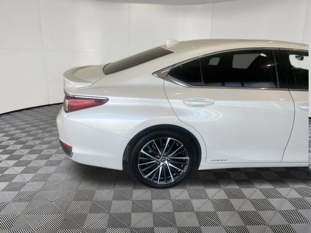 2022 Lexus ES ES 300h