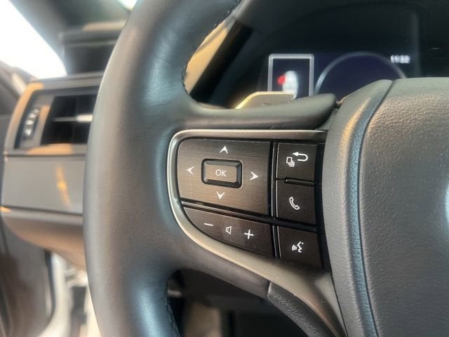 2022 Lexus ES ES 300h