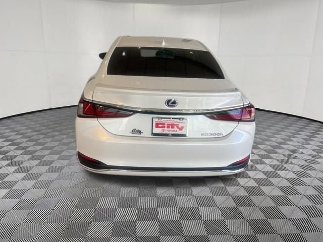 2022 Lexus ES ES 300h