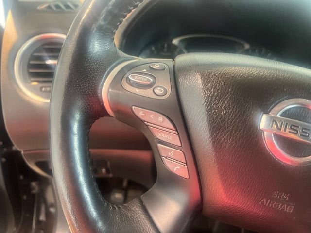 2019 Nissan Pathfinder SL