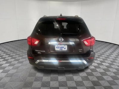 2019 Nissan Pathfinder SL
