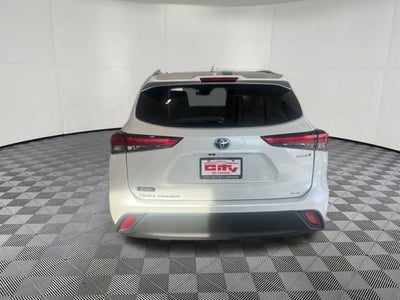 2022 Toyota Highlander Hybrid Bronze Edition