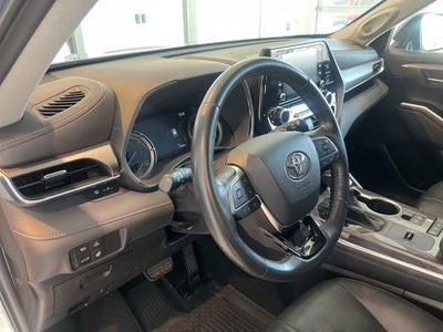 2021 Toyota Highlander Hybrid Limited