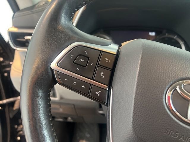 2021 Toyota Highlander Hybrid Platinum