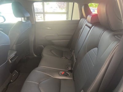 2020 Toyota Highlander Hybrid XLE