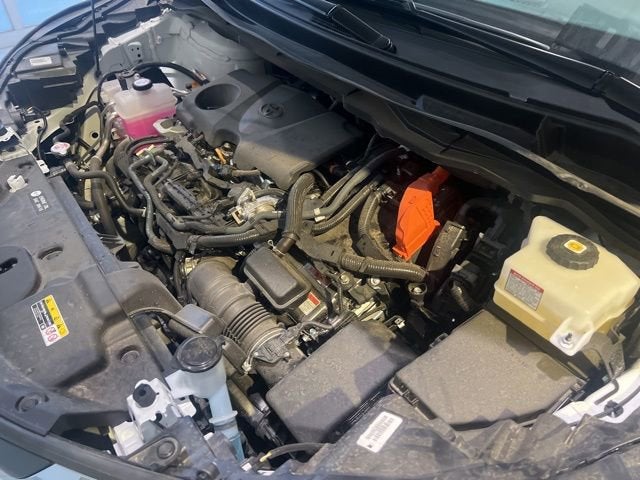 2025 Toyota Sienna LE