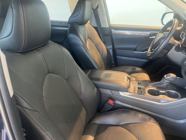 2023 Toyota Highlander Hybrid Limited