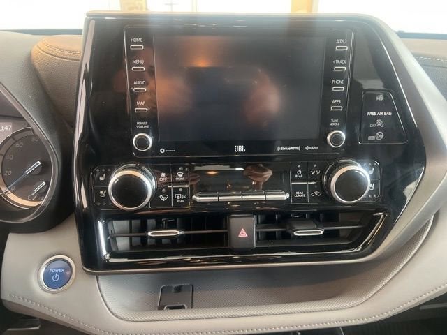 2021 Toyota Highlander Hybrid Limited