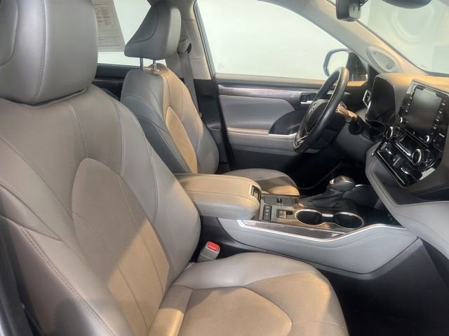 2021 Toyota Highlander Hybrid Limited