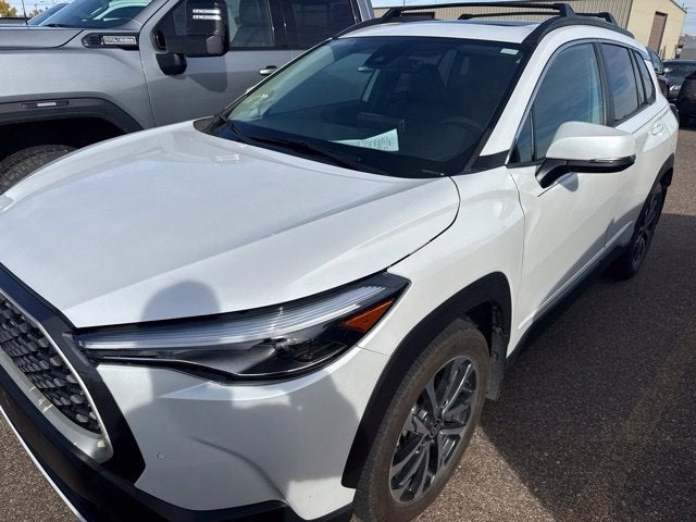 2022 Toyota Corolla Cross XLE
