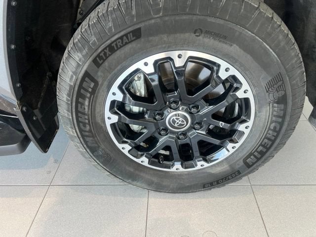2023 Toyota Sequoia SR5