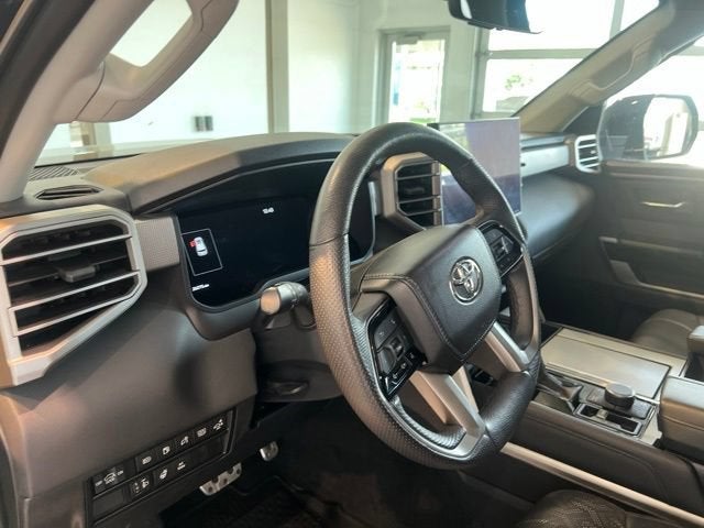 2023 Toyota Sequoia SR5