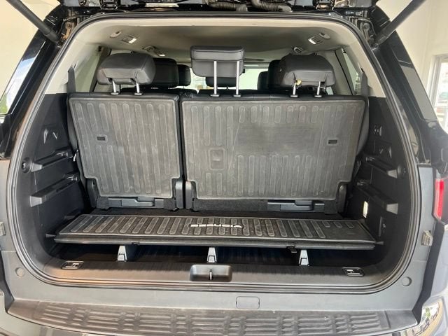 2023 Toyota Sequoia SR5