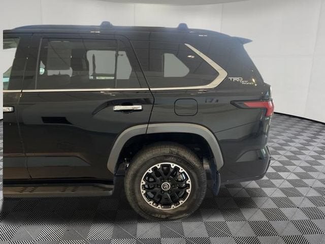 2023 Toyota Sequoia SR5