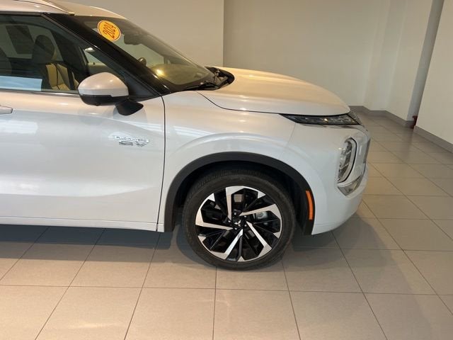 2024 Mitsubishi Outlander Plug-In Hybrid SEL