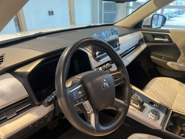 2024 Mitsubishi Outlander Plug-In Hybrid SEL