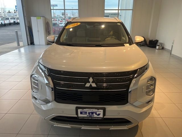 2024 Mitsubishi Outlander Plug-In Hybrid SEL