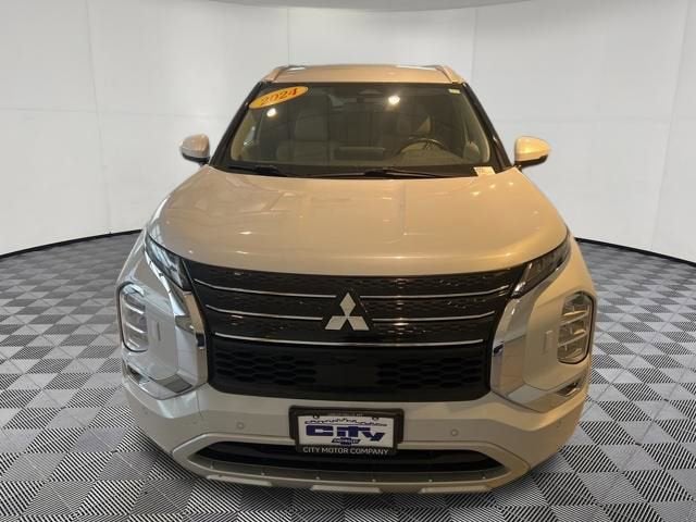 2024 Mitsubishi Outlander Plug-In Hybrid SEL