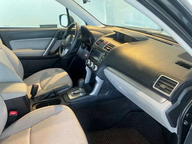 2018 Subaru Forester Base