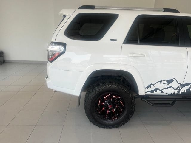 2021 Toyota 4Runner SR5 Premium - Photo 10