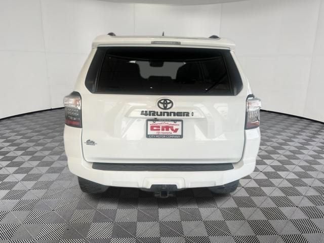 2021 Toyota 4Runner SR5 Premium - Photo 8