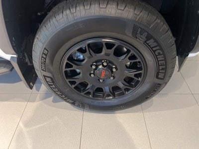 2025 Toyota 4Runner Hybrid TRD Off Road