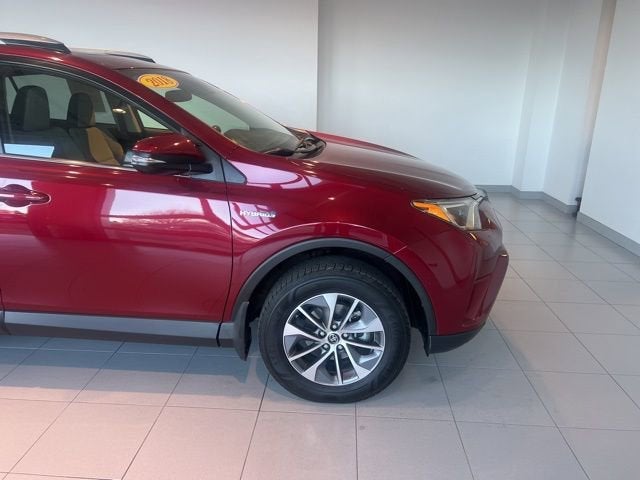 2018 Toyota RAV4 Hybrid LE Plus