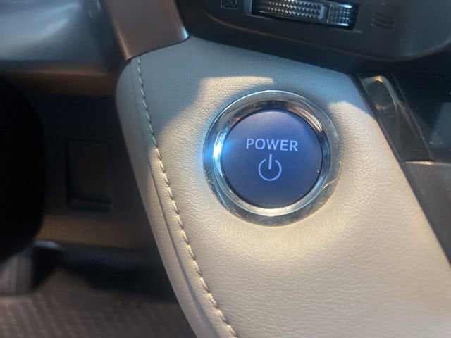2018 Toyota RAV4 Hybrid LE Plus