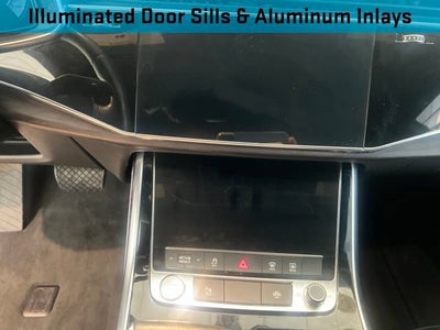 2020 Audi Q8 Premium Plus