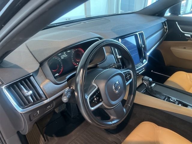 2018 Volvo V90 Cross Country Base
