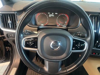 2018 Volvo V90 Cross Country Base