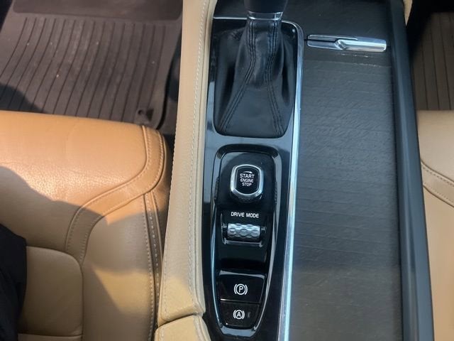 2018 Volvo V90 Cross Country Base