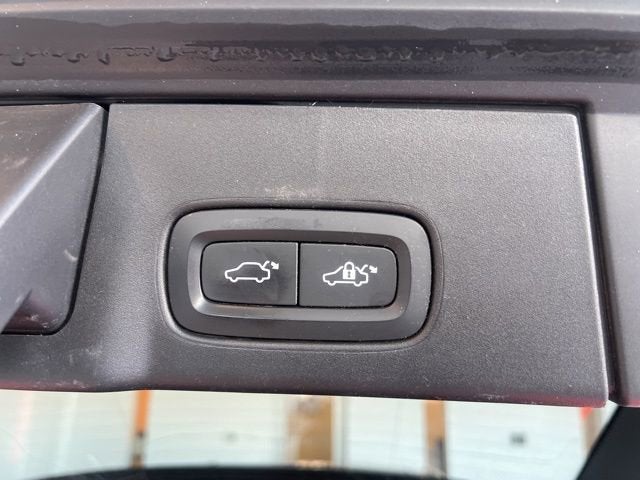 2018 Volvo V90 Cross Country Base