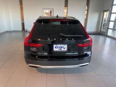 2018 Volvo V90 Cross Country Base